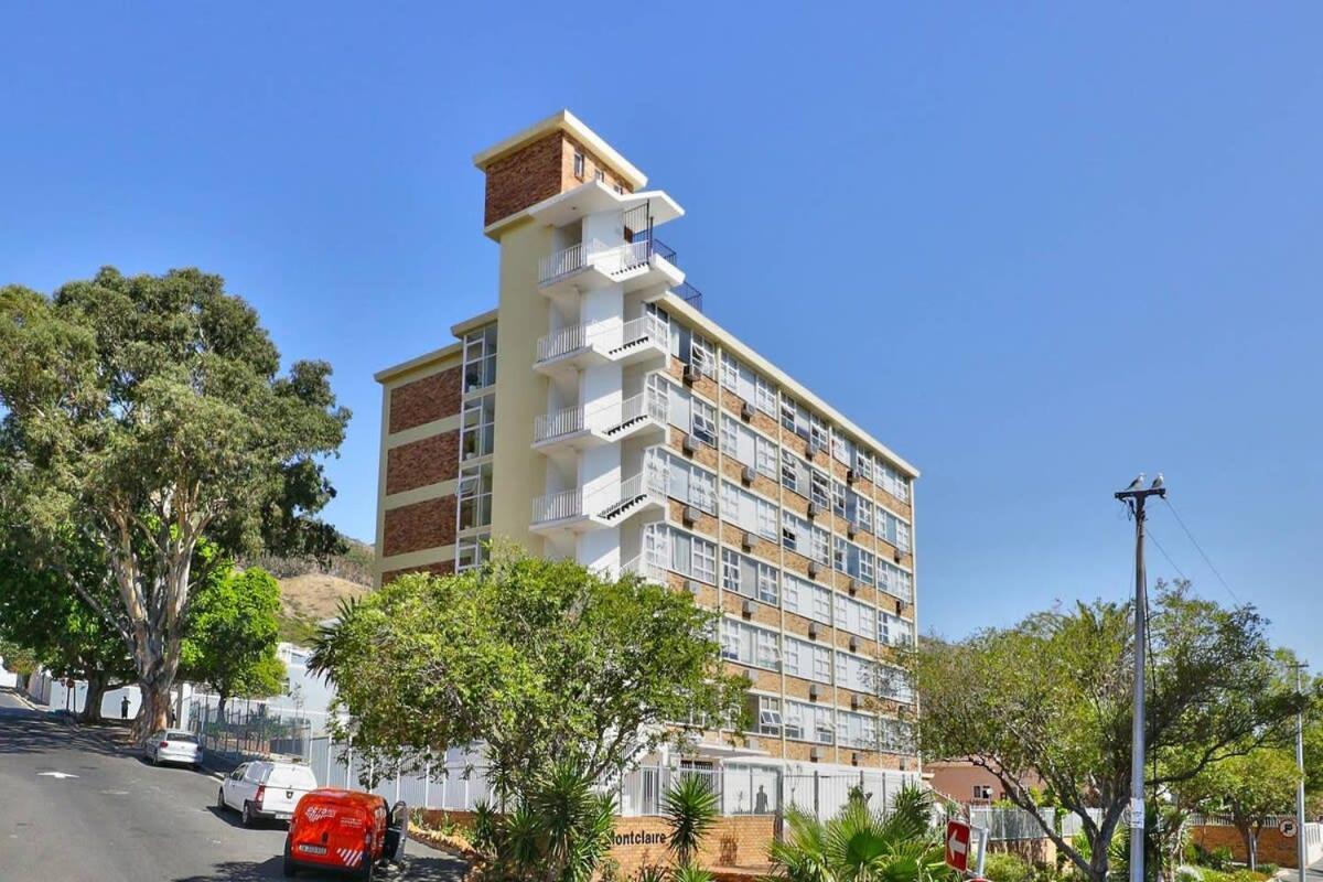 Montclair 60B Apartment Cape Town Bagian luar foto